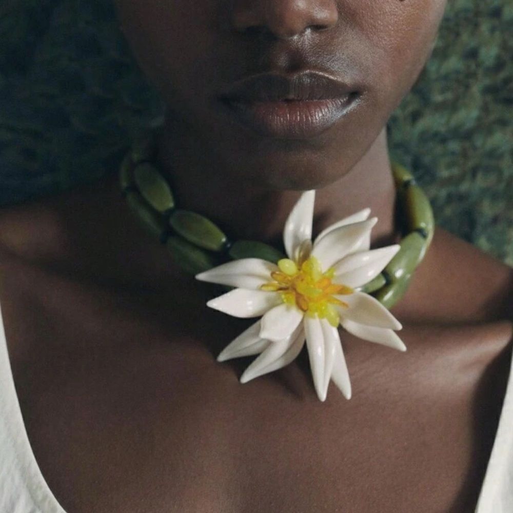 Flower statement necklace  S835